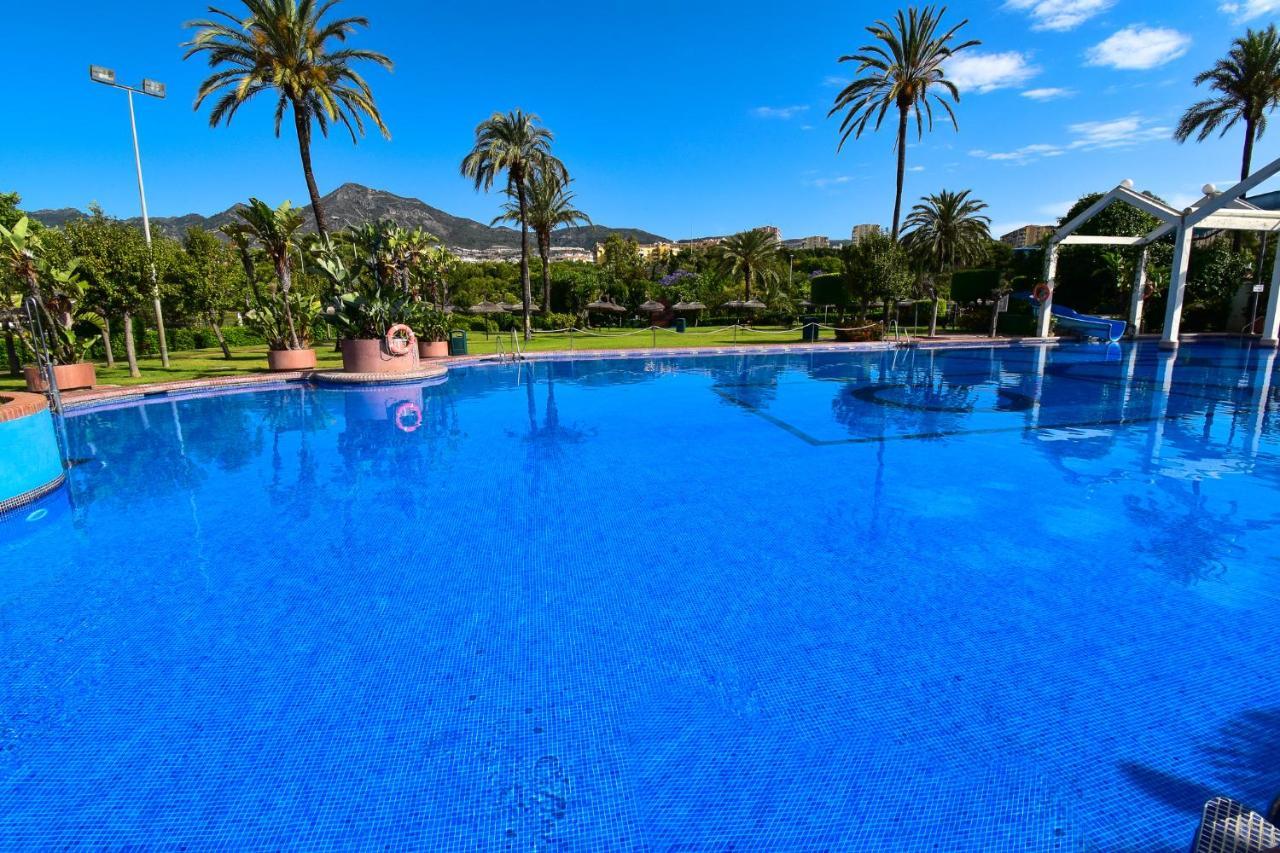 Benal Beach, Luxury Sea & Mountain View Beachside 1 Bedroom Apartment Benalmádena Exterior foto